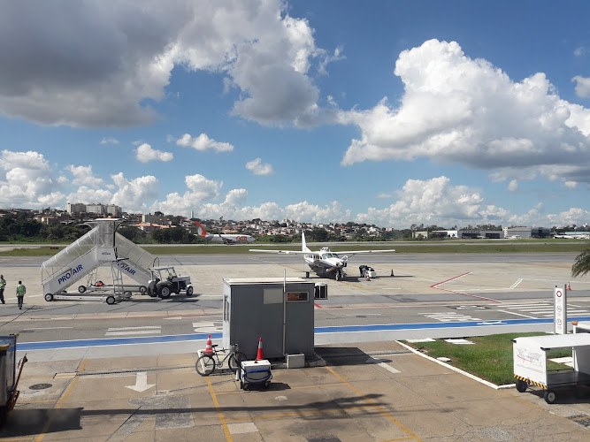 Aeroporto de Belo Horizonte/Pampulha-MG - Carlos Drummond de Andrade